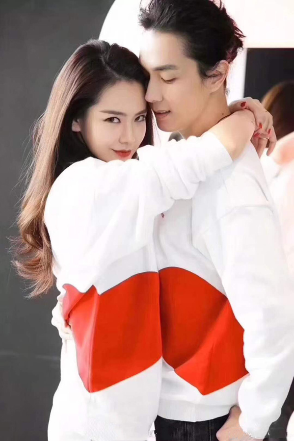 Adidas Mens Originals CE1690 T-Shirt Valentine's Day Tees