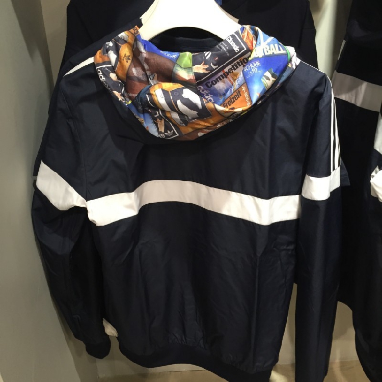 Original Adidas BTS Reversible Windbreaker Jacket AY7773 Multicolour Back To School Hoody