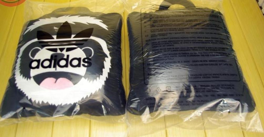 Promotion Hot Selling Adidas Pillow Original Adidas Panda Car Poillows