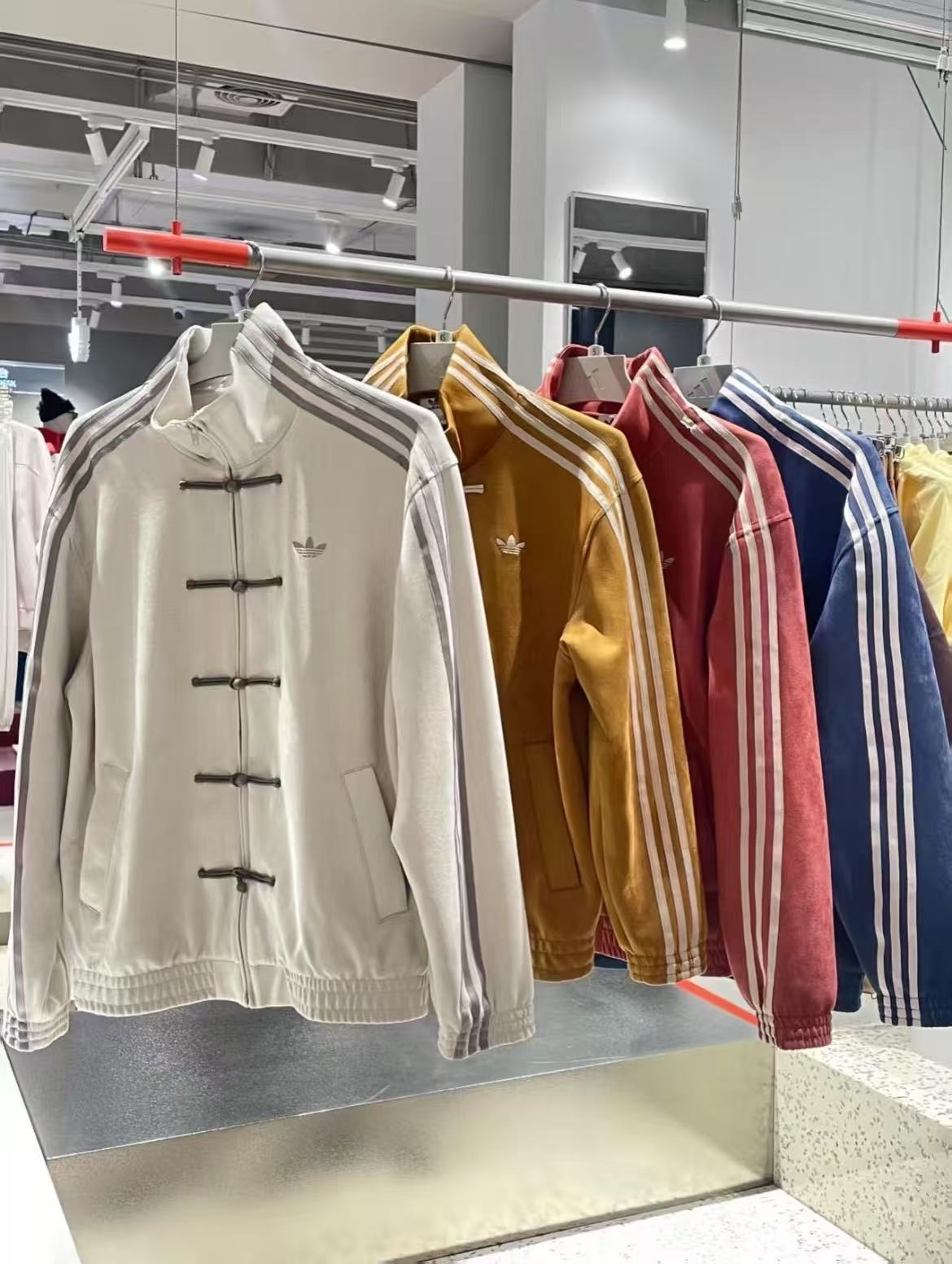 Adidas Originals Year Of The Snake JZ9944 Versatile Suede Jacket